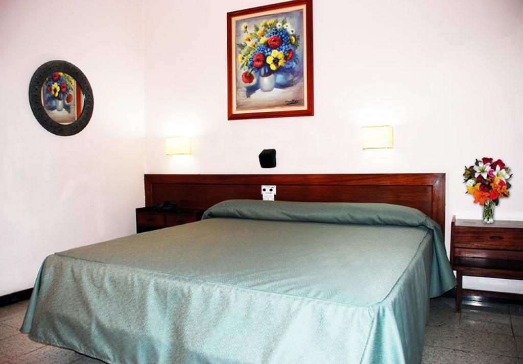 Hotel Olympia Las Palmas de Gran Canaria Oda fotoğraf